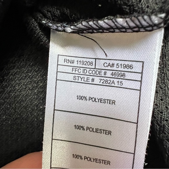 NWOT REEBOK / PITTSBURGH PENGUINS / NHL BLACK PRACTICE JERSEY SIZE M - Picture 7 of 7